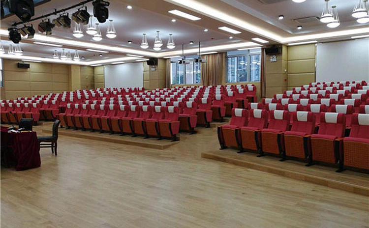 黑龍江大慶學(xué)校多功能報(bào)告廳軟包吸音板聲學(xué)工程