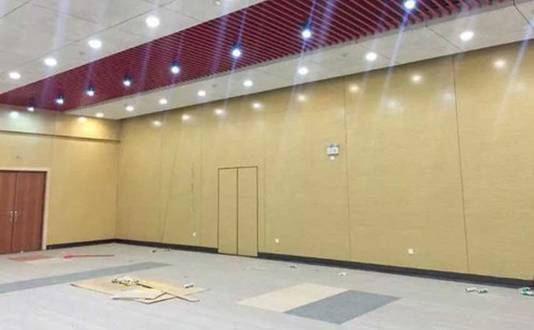 四川樂山學(xué)校會(huì)議室吸音纖維板聲學(xué)工程-1